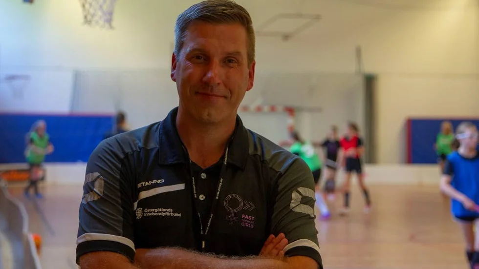 Fredrik Bagge, som är en av personerna bakom projektet Fast Forward Girls.