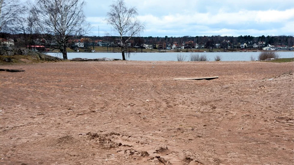 Volleybollklubben kommer att transportera mer sand till Lögabergens volleybollplan. Foto: Anders Sjögren