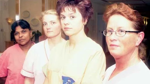 Det är ett dråpslag mot äldreomsorgen. Kolitha Karlsson, Erika Pöder, Eva Johansson och Lena Karlsson är överens om att det kommer att bli tuffa tider. Även för de som får behålla jobbet.