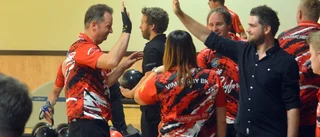 Superderby direkt i bowlingpremiären