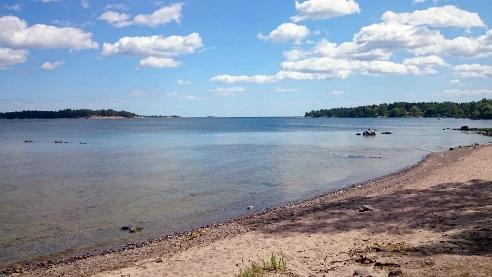 I Västerviks kommun finns det endast två handikappanpassade badplatser.
