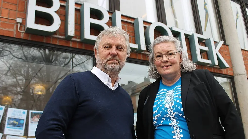 Satsning. Peter Eriksson (MP) och Susanne Kastbom vill öka den digitala delaktigheten bland invånarna.