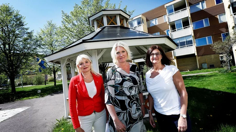 Förutom Lena Rådström Baastad samtalade även socialnämndens ordförande Anne-Lie Liljedahl och kommunstyrelsens ordförande Camilla Egberth med pensionärer på 59:an.