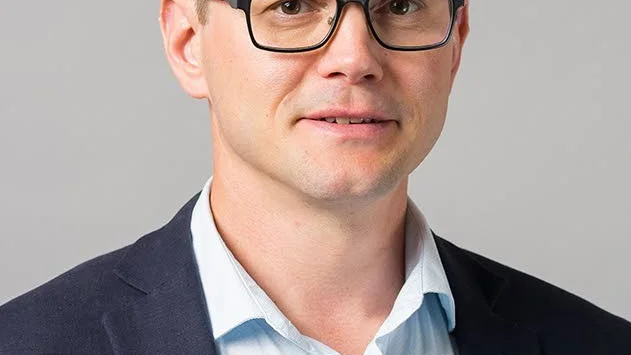 Moderaten Pär-Gustav Johansson har tillsammans med partikollegan Åke Bergh lämnat in en motion till regionfullmäktige om bildandet av ett näringslivsråd.