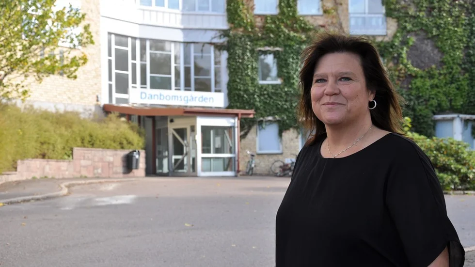 Verksamhetschef Camilla Lindberg trivs i Danbomsgården i Kisa, men menar att de inte medger en effektiv drift av en modern vårdcentral. Foto: Alf Wesik