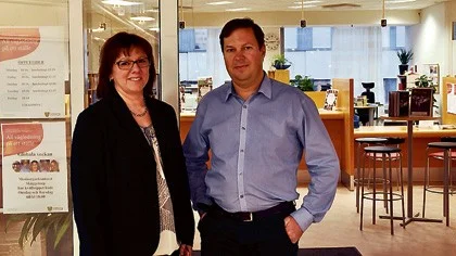 Martina Sjökvist och Peter Särud ökar dialogen med hyresgästerna och utvecklar Skäggetorp centrum.