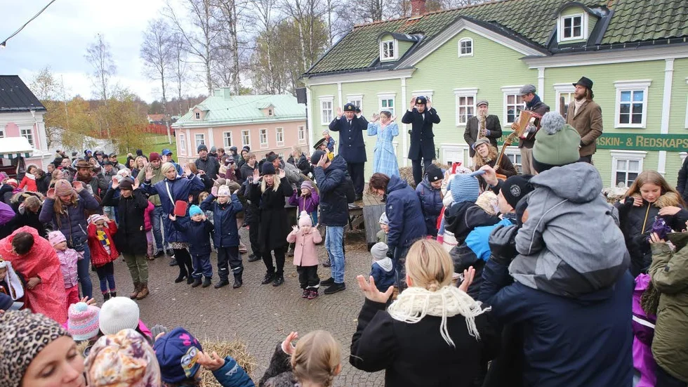 ALV tror på höga besökssiffor efter fjol och i år är det längre öppettider under tre kvällar.