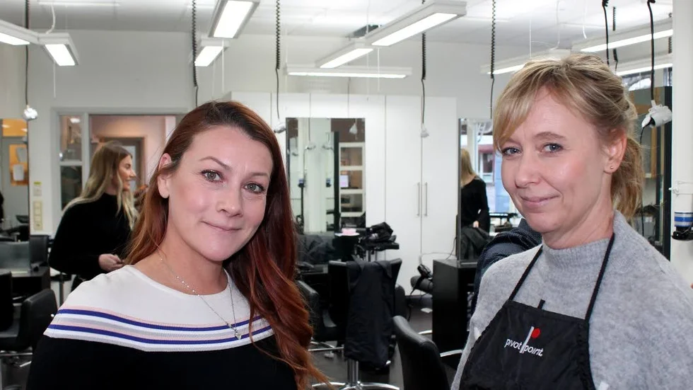 Elisabeth von Satzger och Jessica Wallin, lärare på stylist– och frisörprogrammet, hoppas att samarbetet med Stadsmissionen ska bli ett återkommande arrangemang.