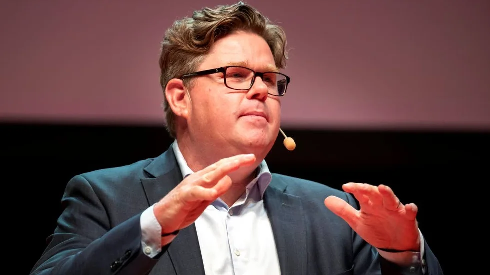 Moderaternas partisekreterare Gunnar Strömmer var tydlig med att ”lika för alla” gäller spelreglerna. Inte lika utfall eller lika resultat.