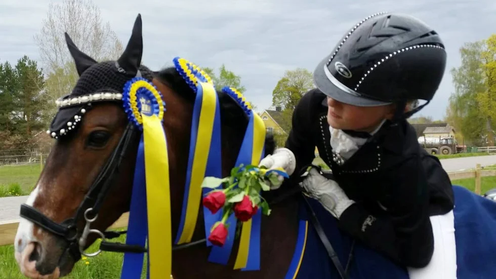 B-ponnyn Monty och Tindra Holmertz fortsätter vinna.