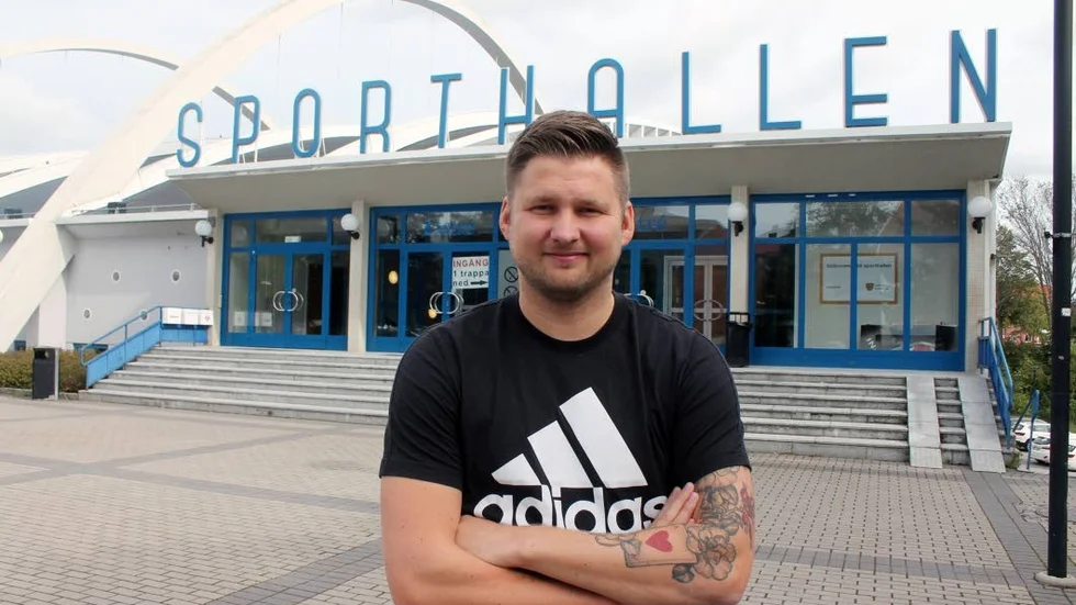 Linköpingstränaren Johan Astbrant, från Vimmerby, kan lämna Libk före hans kontrakt går ut.