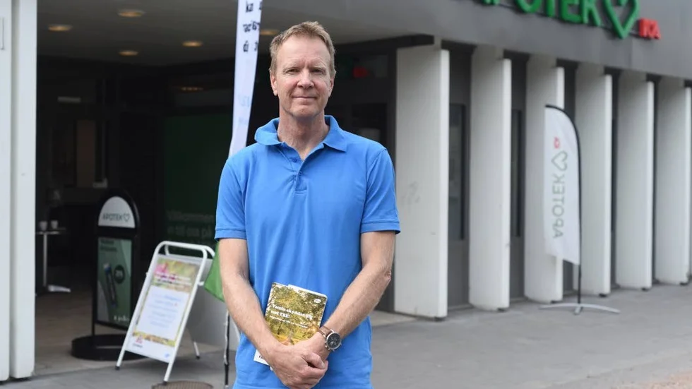 Ulf Andersson från Vaccinova kommer att vara på Apoteket Hjärtat i Vimmerby i sommar och erbjuda vaccinering mot TBE.