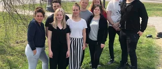 Skolresan stoppades – av flygstrejk
