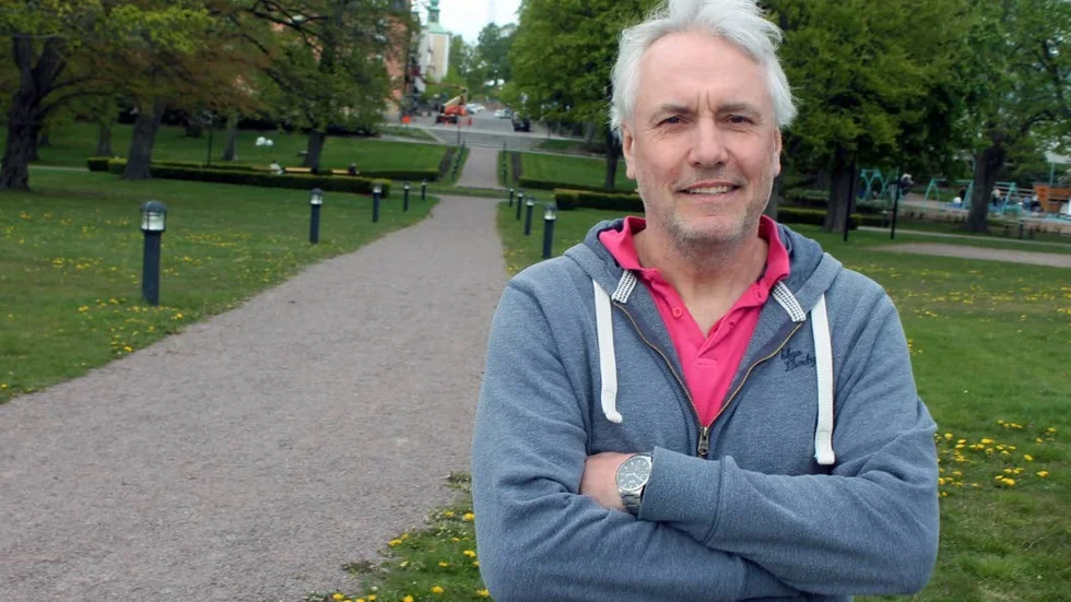 Björn Johansson har gjort ytterligare ett besök på sin "depå", lasarettet i Motala. Trots sin artros och sin knäprotes fortsätter han att göra Göteborgsvarvet. I år blir det att gå halvmaran runt.