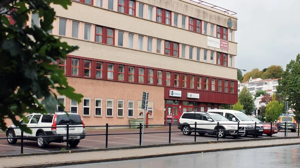 Motalapolisens arrestavdelning höll inte måttet när JO kom på oväntat besök.