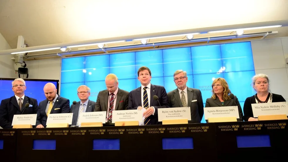 KU. Ordförandens minne sviker nu när han ska svara på vilka som föreslagit de aktuella Riksrevisorerna till ämbetana noterar Folke Lundbäck.