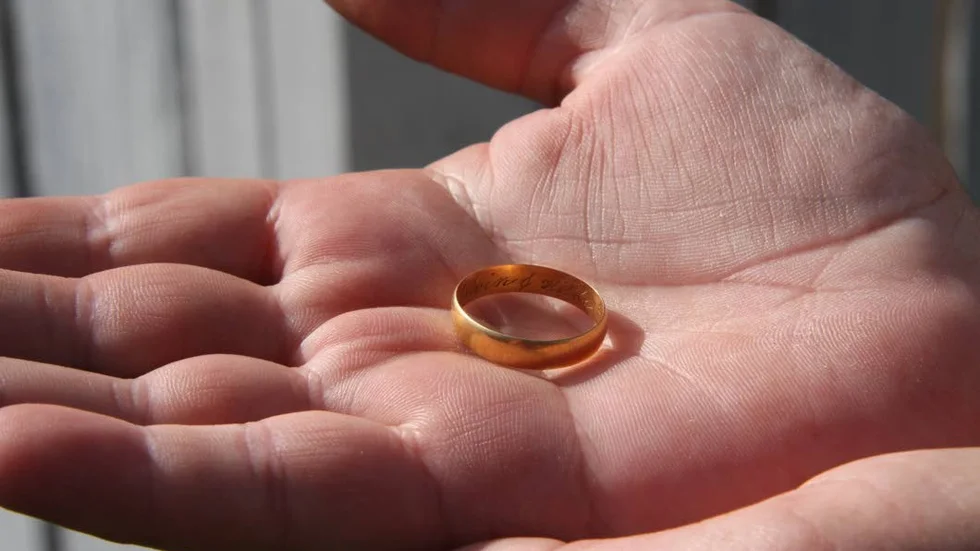 Ringen. Den hittades i Ryckelsby.