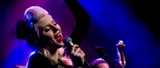 Amanda Jenssen bjöd på 50-talsromantik