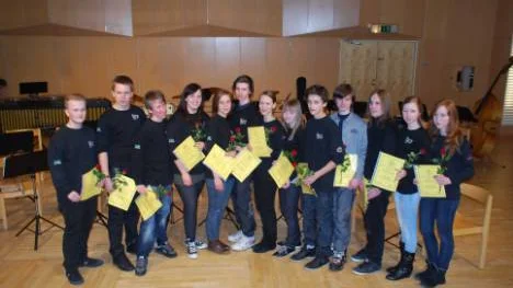 Årets musikstipendiater. Alla var inte närvarande när Musikskolan och orkesterföreningen arrangerade den årliga stipendiekonserten i Boden.