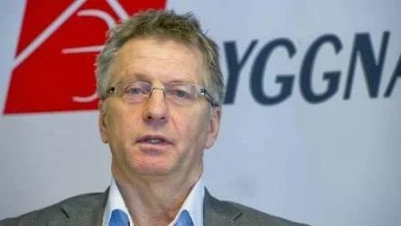 Byggnadsarbetareförbundets ordförande Hans Tilly tar fajten mot Lex Laval. Det borde även tjänstemännens och akademikernas fackliga organisationer göra.