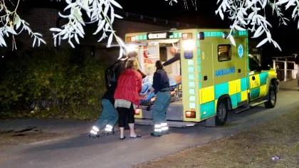 En stor och tung ambulans på 4,5 ton, men för utryckningsföraren krävs endast B-körkort och ingen speciell kompetens.FOTO: Bengt-Åke Persson