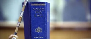 Tröga domstolar