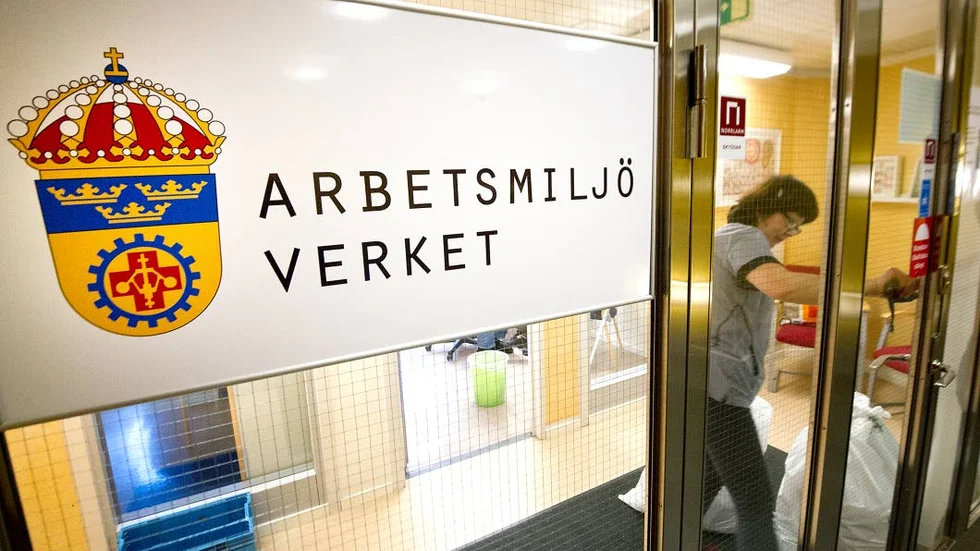 UTREDS. Både polis och Arbetsmiljöverket utreder måndagens dödsolycka.