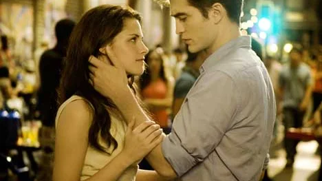 KRISTEN STEWART and ROBERT PATTINSON.


© 2011 Summit Entertainment, LLC.  All rights reserved.