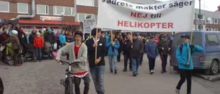 Massdemonstration för kirurgin