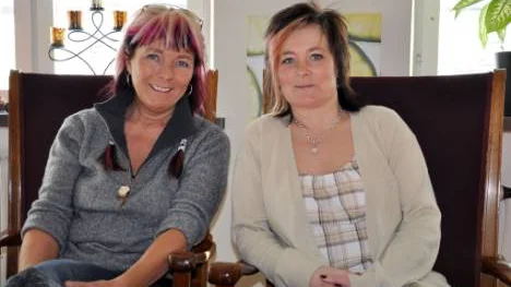 Projektledare Marina Keinström och Visit Gellivare Laplands verksamhetschef Maria Wallgren känner stor entusiasm inför det nya projektet Gällivare App, som ska lanseras i slutet av året.FOTO: Marie Ridderström