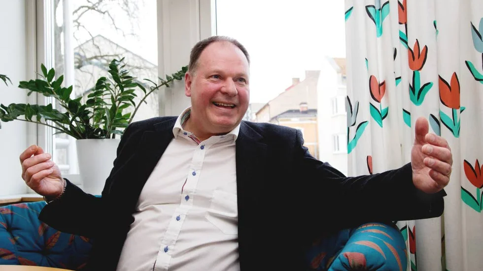 – Jag har byggt sedan jag var liten, säger Michael Myhré vars pappa också var projektledare för stora byggen. Arvet går vidare genom äldste sonen Gustaf.