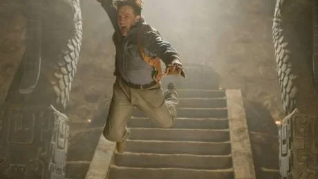 Brendan Fraser har huvudrollen i mumefilm nummer tre, "Drakkejsarens Grav".                                                       Foto: UIP