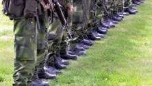 I dag får nästan inga unga män och kvinnor ens en grundläggande militär utbildning och vi måste få bort den försvarspolitik utan mål och mening som bedrivs i dag, skriver Anders Karlsson och Bertil Kantola.                                                                                                           Foto: Bengt-Åke persson