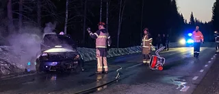 Bil började brinna i Skellefteå