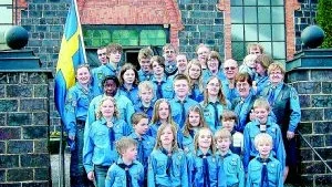 Traditionellt firande. Hummelstadscouter  höll sitt traditionella firande av helgonet Sankt Georg i går i Ankarsrums kyrka.