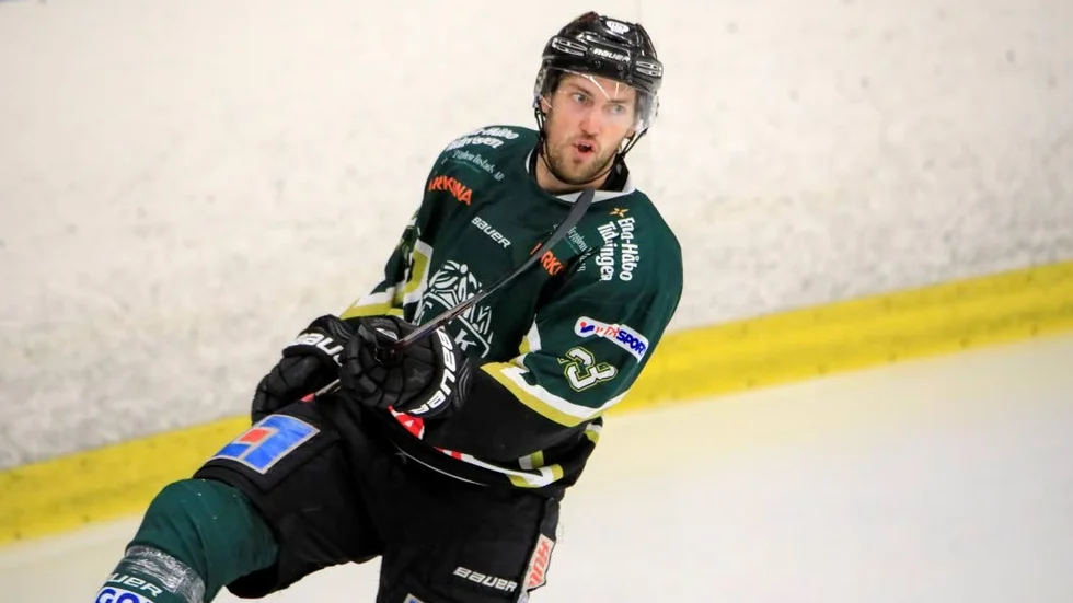 Jesper Bärgård lämnar ESK för Vimmerby Hockey.