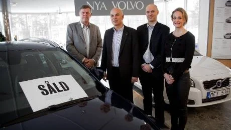 Lars Ekfeldt, Magnus Skobe, Tobias Skobe och Sophia Skobe är nöjda med affären som de menar kommer stärka företagets position på marknaden.