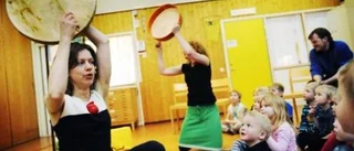 Fågelbärsbarnen fick sång- och musikbesök