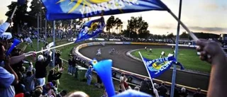 Speedway: fyra våghalsar som åker runt och runt