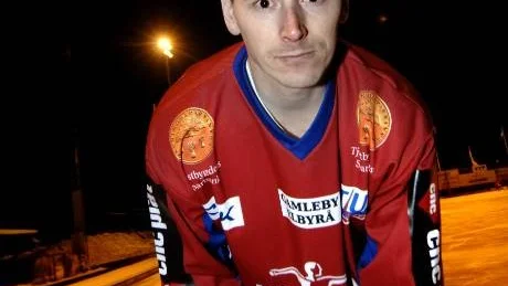 Tillbaka i Tjust Bandy är Patrik Jonsson som väljer att göra comeback när Tjust har drabbats av många skador.Arkivfoto: Elin Lundholm