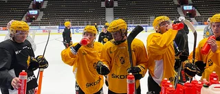 NHL-känsla på AIK:s måndagsträning • Så ställer laget upp inför Lulematchen