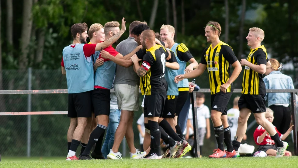 Frågan är om VFF kan jubla över säkra kontrakt efter lördagens match mot Eneby.