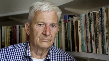 "Allt i boken är sant. Jag har inte gjort fiktion av mitt liv", säger Per Olov Enquist om boken "Ett annat liv".Foto: Anders Wiklund/Scanpix