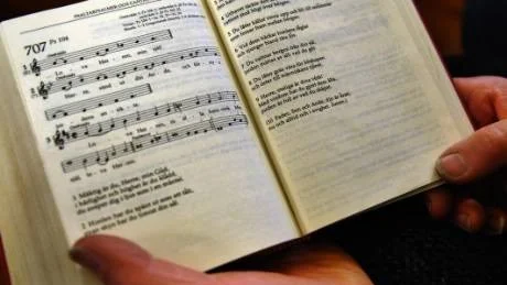 Den första konfirmationen i den Katolska kyrkan i Jenny