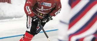 Tre förlänger med Tjust