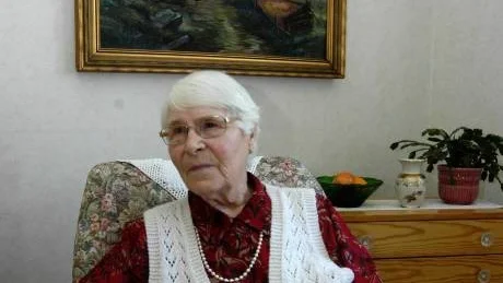 Gerd Johansson, Erneborg, Gamleby är mycket nöjd över att ha fått en fast plats på ser- vicehuset Erneborg i Gamleby.