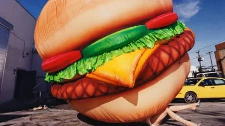 Death by hamburger (2001).Foto: David LaChapelle