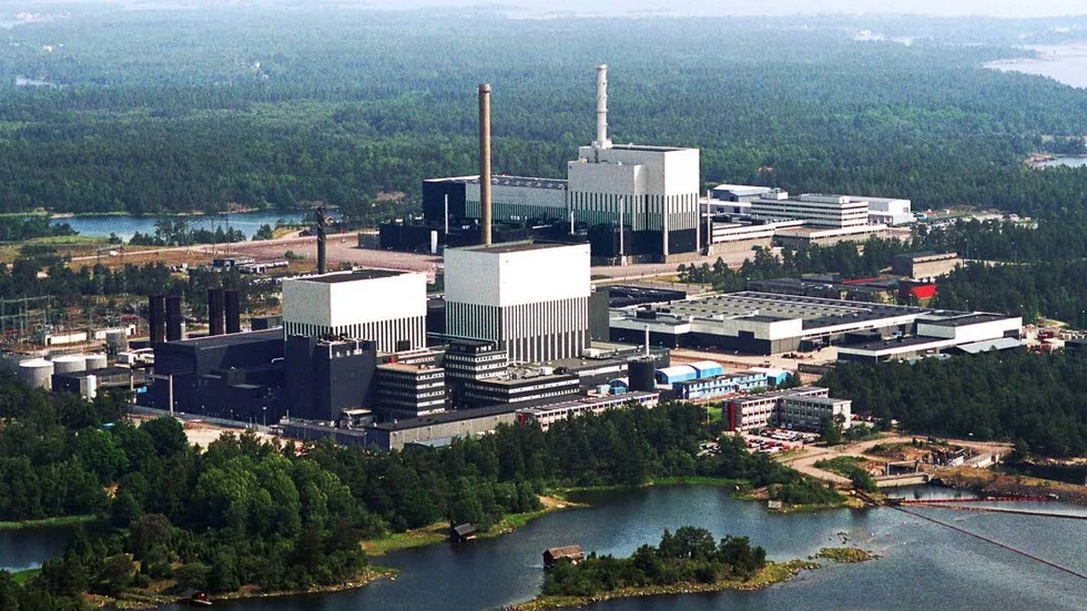 Arbete. På OKG utanför Oskarshamn arbetar många som bor i Västerviks kommun. Arkivfoto: OKG