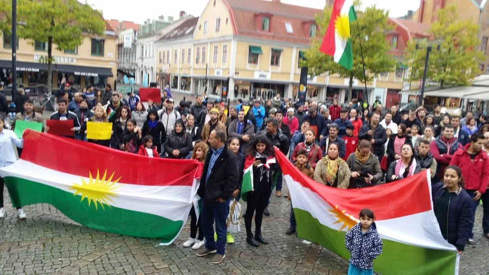Demonstrationer. Många kurder runt om i världen demonstrerar i veckan.