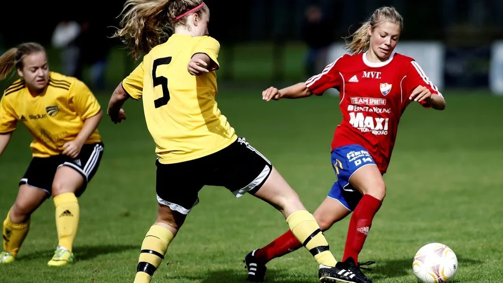 Lisa Pålsson och det svenska F17-landslaget besegrade Österrike i EM-kvalet.